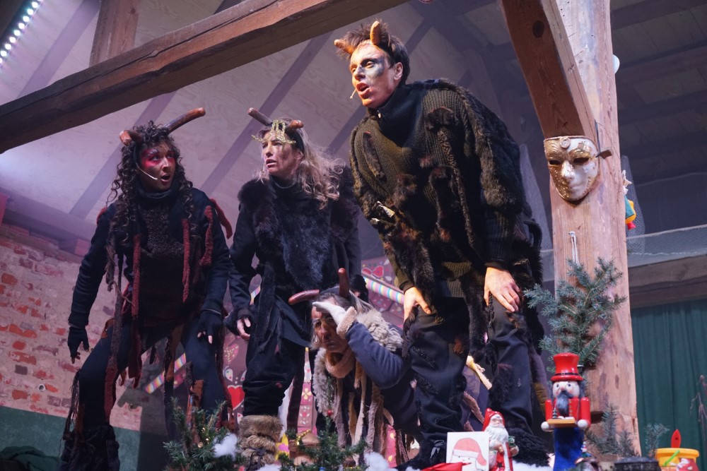 Märchen Musical Theater, Morgen kommt der Weihnachtsmann Morgen_kommt_der_Weihnachtsmmann_019